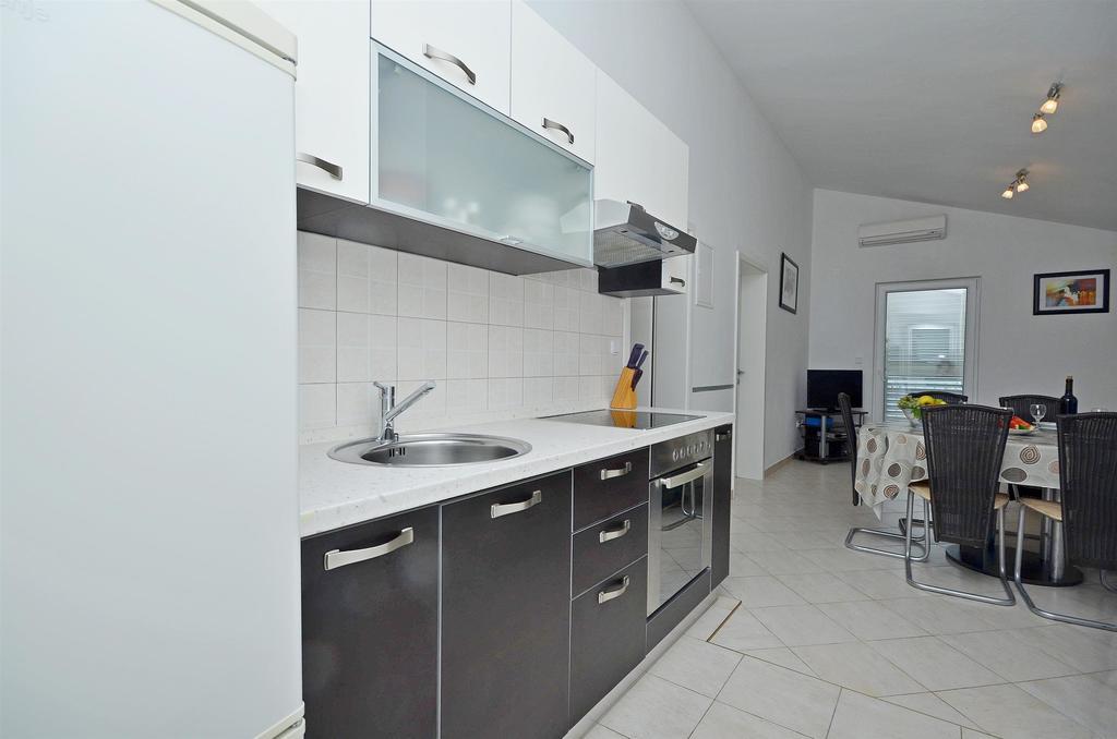 Apartments Sime 沃迪切 外观 照片