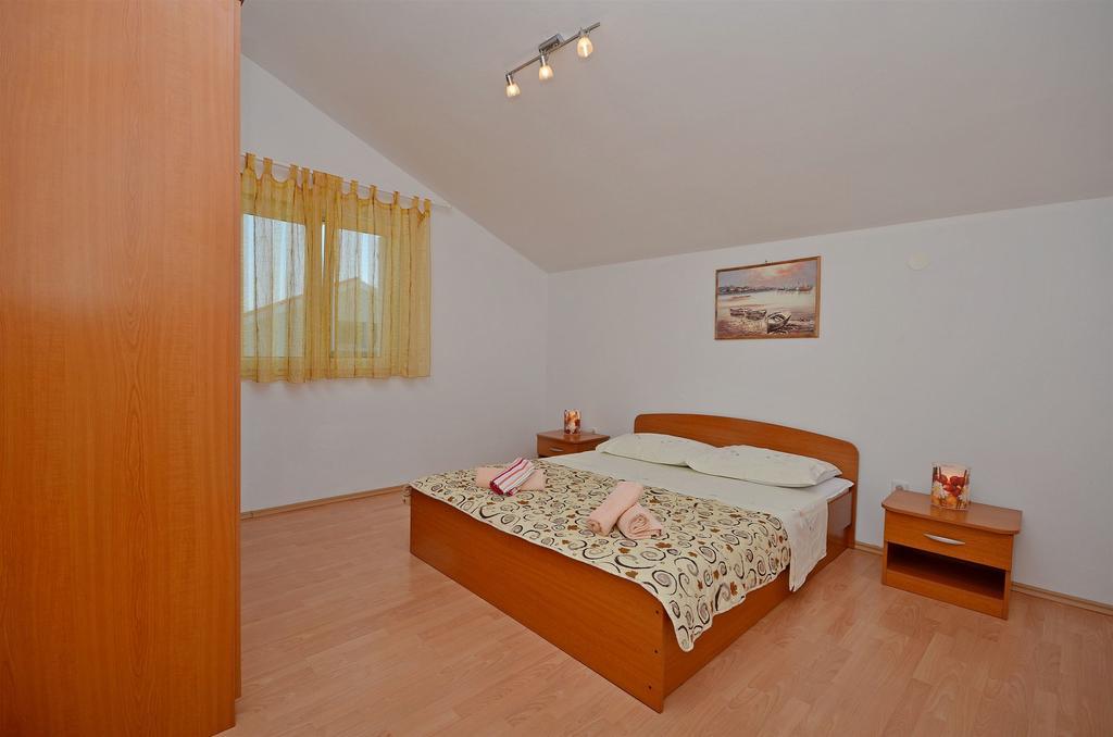 Apartments Sime 沃迪切 外观 照片